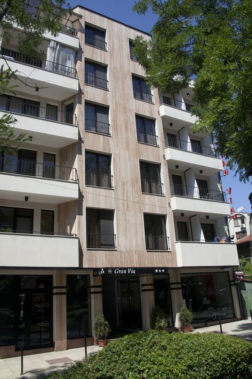 Hotel Gran Via à Burgas Extérieur photo