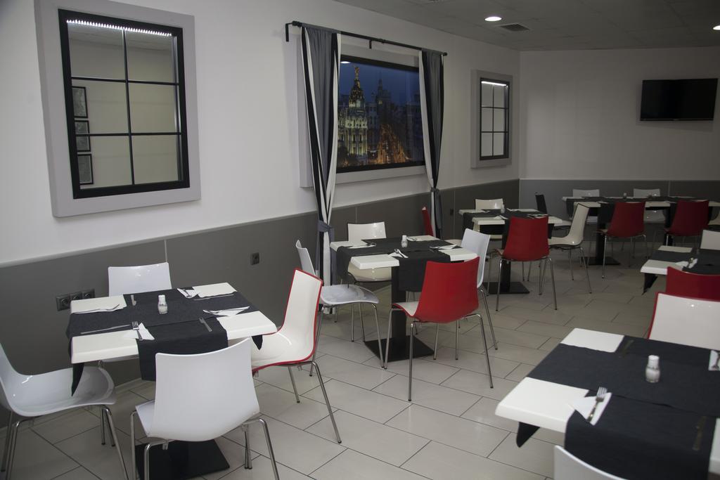 Hotel Gran Via à Burgas Extérieur photo