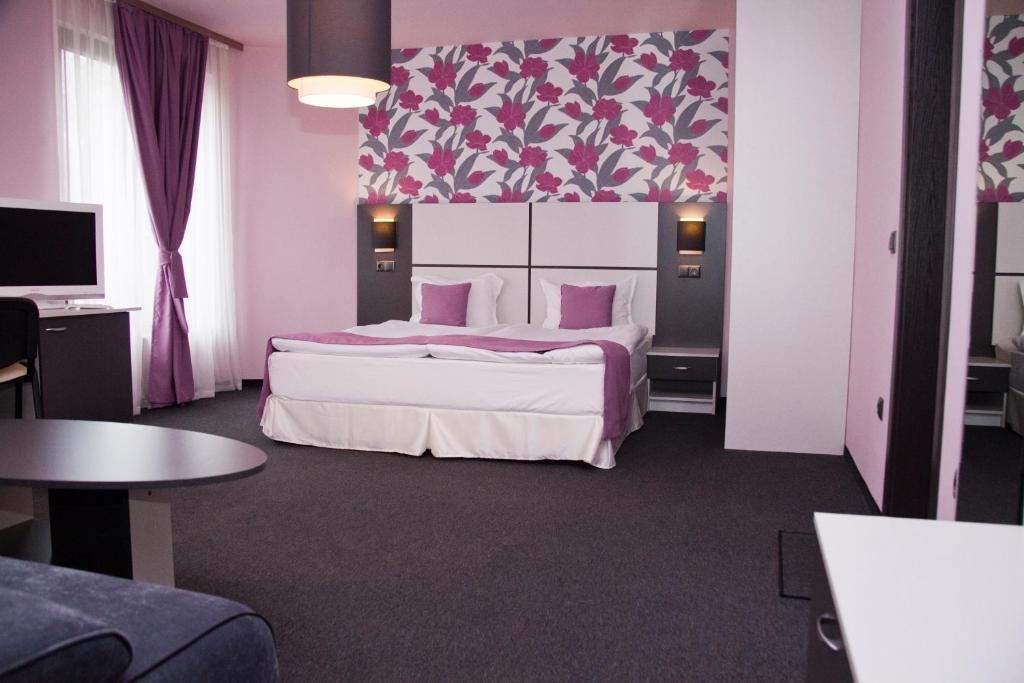 Hotel Gran Via à Burgas Chambre photo